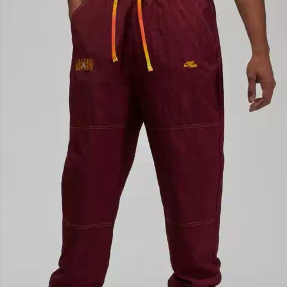 Nike Jordan Men’s Pants XL Maroon Jogger Pants with Yellow Accents